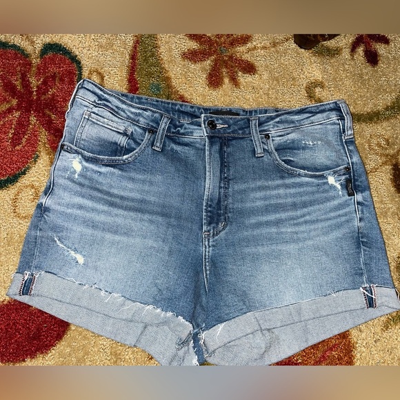 Silver Jeans Pants - Silver Jeans Light Blue Jean Shorts Women’s 33 Waist
